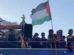 «أصبح بالغا».. تعليق قوي من هانز فليك على رفع لامين يامال علم فلسطين باحتفالات برشلونة