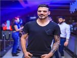 عمرو زكي يستعيد ذكرياته مع المنتخب في زمن برادلي