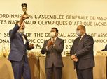 وزير الرياضة وهشام حطب يكرمان رئيس «الأنوكا»