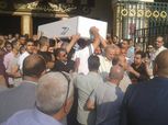 بالصور.. الخطيب ورموز الأهلي في جنازة شقيق طارق قنديل