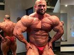 محمد شعبان يفوز ببطولة تورنتو لكمال الأجسام ويتأهل لـ«مستر أولمبيا»