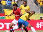 جماهير الأهلي تُحيي لاعبيها بعد انتهاء الشوط الأول أمام صن داونز