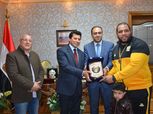 وزير الرياضة يكرم أبطال نادي 23 يوليو بالمحلة