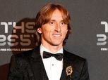 «مودريتش» الفائز بجائزة «The Best» رشح مدافع فرنسا كأفضل لاعب