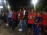 بالصور| جماهير الأهلي تتواجد في محيط ملعب مباراة الزمالك وبتروجت