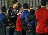 بانون يظهر في مران الأهلي بالمغرب.. والخطيب يستقبله ويطمئن على حالته