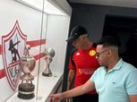 حازم إمام يصطحب نجم جنوب أفريقيا السابق في جولة داخل نادي الزمالك