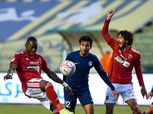 الأهلي يتقدم على إنبي بهدف علي معلول في الشوط الأول بنصف نهائي كأس مصر