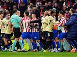 فليك يعلن قائمة برشلونة لصدام أتلتيكو مدريد في دوري أبطال أوروبا