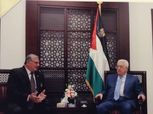 «الفولي» يهدي الرئيس الفلسطيني شارة الاتحاد العالمي للتايكوندو