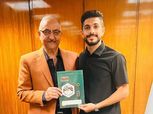 رسميا.. البنك الأهلي يضم أيمن أشرف موسمين