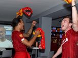 بقميص الأبطال.. لاعبو ليفربول يحتفلون بلقب الدوري الإنجليزي بالرقص والغناء (فيديو)