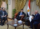 وزير الرياضة يلتقي رئيس اتحاد الكاراتيه