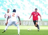 سقوط مفاجئ لـ محمد شحاتة في مباراة مصر وكاب فيردي ويغادر الملعب الوطني