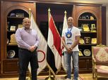 اللجنة الأولمبية تكرم كرم جابر بعد حصوله على ذهبية بطولة العالم لرواد المصارعة