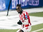 كامويش ينهي الكشف الطبي بنجاح واللاعب يصل النادي الأهلي
