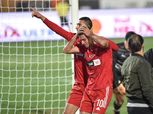 محمد شريف يودع لاعبي الأهلي استعدادا للرحيل إلى السعودية