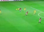 بالفيديو| لاعب ياباني يسجل هدفا خرافيا على طريقة ميسي