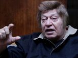 «إكسترا مهارات.. والتاريخ يرفع يديه للموهوبين».. «إفيهات» لن تنسى للراحل ميمي الشربيني