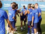 بالصور| جريزمان ودي يونج ونيتو يخوضون المران الأول مع برشلونة في غياب ميسي