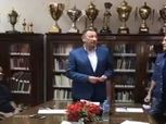 موسيماني يصل الأهلي للاجتماع بالخطيب وقيادة المران الأول (فيديو)