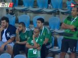 مشجع يدخل في نوبة بكاء بعد خسارة الاتحاد أمام الإسماعيلي بثلاثية