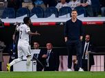 الأمور تشتعل في مدريد.. فينيسيوس يبلغ بيريز برفض التجديد بسبب «ألونسو»