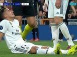 بالفيديو| «فاسكيز» يخرج من مواجهة ريال مدريد وأياكس باكيًا للإصابة