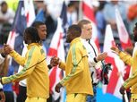 مصافحة لم تحدث تشعل الجدل في كأس العالم.. ماذا حدث بين سبنس وبارتي؟
