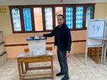 أسامة عبد الكريم يدلي بصوته في الانتخابات الرئاسية