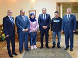 وزير الرياضة يلتقى سارة سمير و محمد إيهاب
