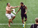 مشجع يقتحم تدريبات برشلونة من أجل نيمار