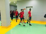 بالصور.. وصول الأهلي وإطلع برة لملعب برج العرب