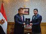 بالصور| وزير الشباب والرياضة يبحث التعاون الثنائي مع المستشار الثقافي الصيني بالقاهرة