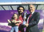 بالفيديو| فيفا يداعب مكة محمد صلاح