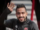 كهربا يفاجئ لاعبي الأهلي في مطار القاهرة قبل مونديال الأندية «صور»