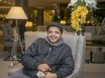 بالصور| هنيدي لمحمد النني: "كان ناقص تقول لسانشيز هيعيط هيموت هيقلد الكتكوت"