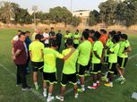 رئيس «الإنتاج الحربي» يحفز اللاعبين قبل مواجهة «الأهلي»