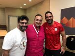 بالصور| أمير كرارة ووليد منصور يدعمان المنتخب من استاد القاهرة