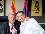 برشلونة يجدد تعاقده مع تشيزني