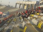 بالصور.. جمهور الأهلي يتوافد على ملعب بتروسبورت لحضور لقاء بيراميدز