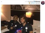 بالصور| شيكابالا يداعب النني: "أنا بابا يالا"
