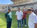 فيتوريا يتفقد ملعب برج العرب قبل معسكر المنتخب في سبتمبر