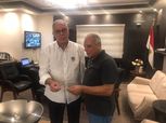 بالصور.. نادي طنطا يمنح محمد صلاح ووالده العضوية الشرفية