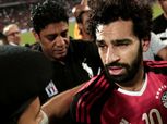 بالصور| صلاح يظهر مع زوجته في مدرجات معلب أنفيلد لمؤازرة ليفربول أمام إيفرتون