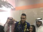بالفيديو| ازدحام جماهير التعاون لاستقبال الحضري يدفع الأمن لتغيير مسار خروجه