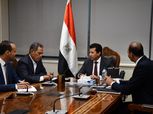 وزير الرياضة يلتقي مسؤولي كابيتانو مصر في مقر الوزارة بالعاصمة الإدارية