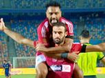 عمر كمال يحتفل بتيشيرت «كهربا» بعد التتويج بكأس السوبر المصري