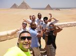 بالصور| الاتحاد الدولي وحكام السلة يقضي الراحة بزيارة الأهرامات