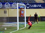 35 دقيقة| رفعت يتقدم للزمالك على المقاولون من ركلة جزاء